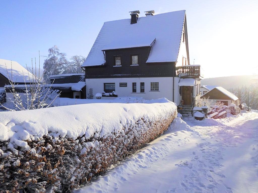 Apartment In Langewiese Sauerland With Garden Winterberg Dış mekan fotoğraf